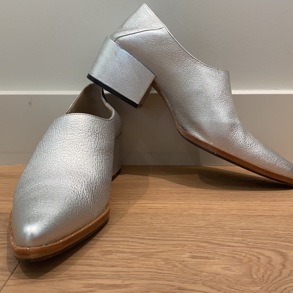 Freda Salvador Block Heel Booties In Silver Size 9 - Picture 3 of 4